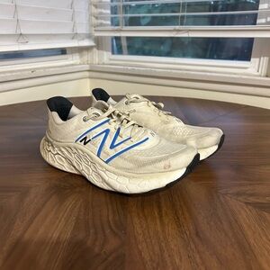 New Balance Fresh Foam V4